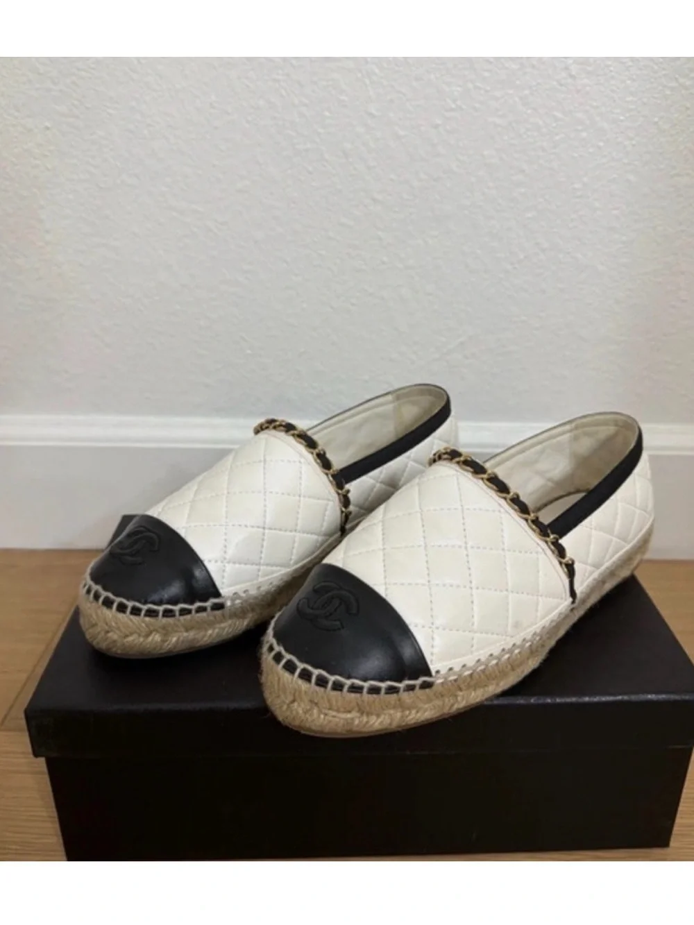 CHANEL White Quilted Leather Espadrilles with Black Toe Cap